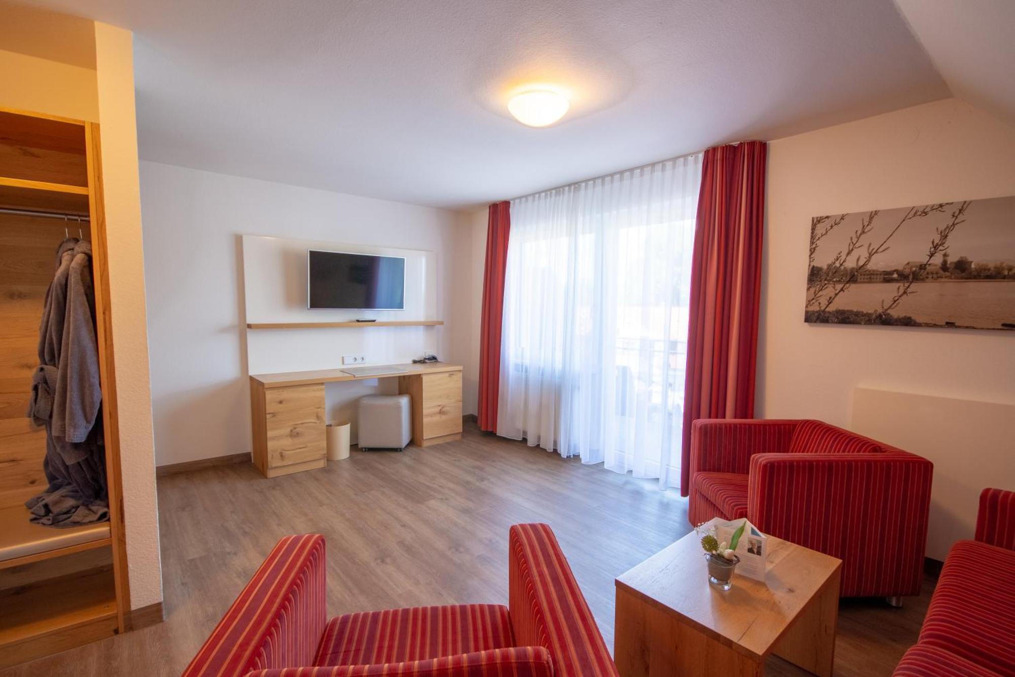 Hotel Lipprandt Вассербург Экстерьер фото